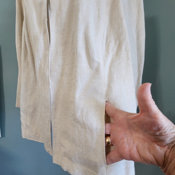 Ruby Rd. Cream Linen Blend Top - Picture 7 of 9